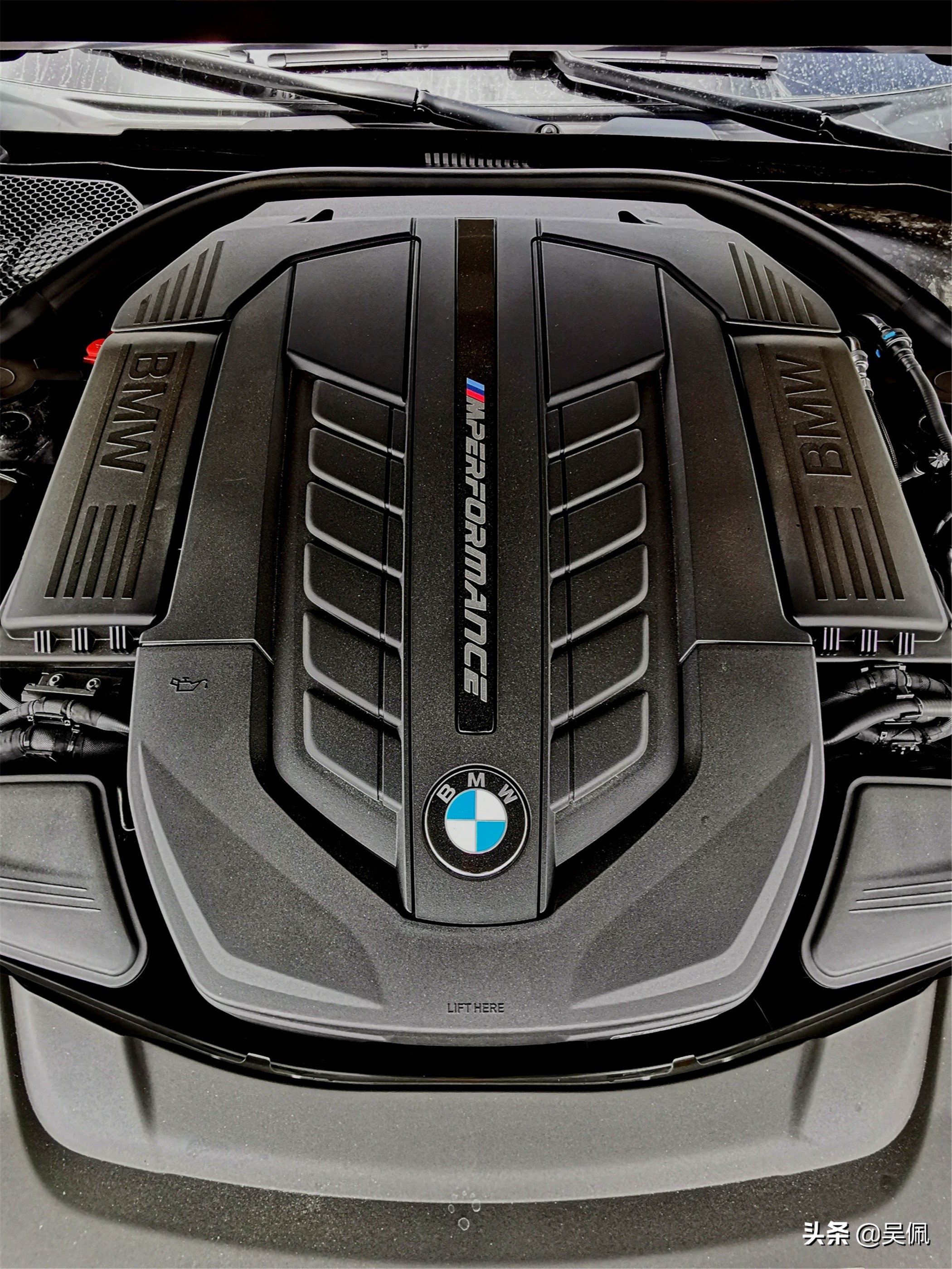 新款宝马7系和x7怎么选,新宝马7系和x7的变化