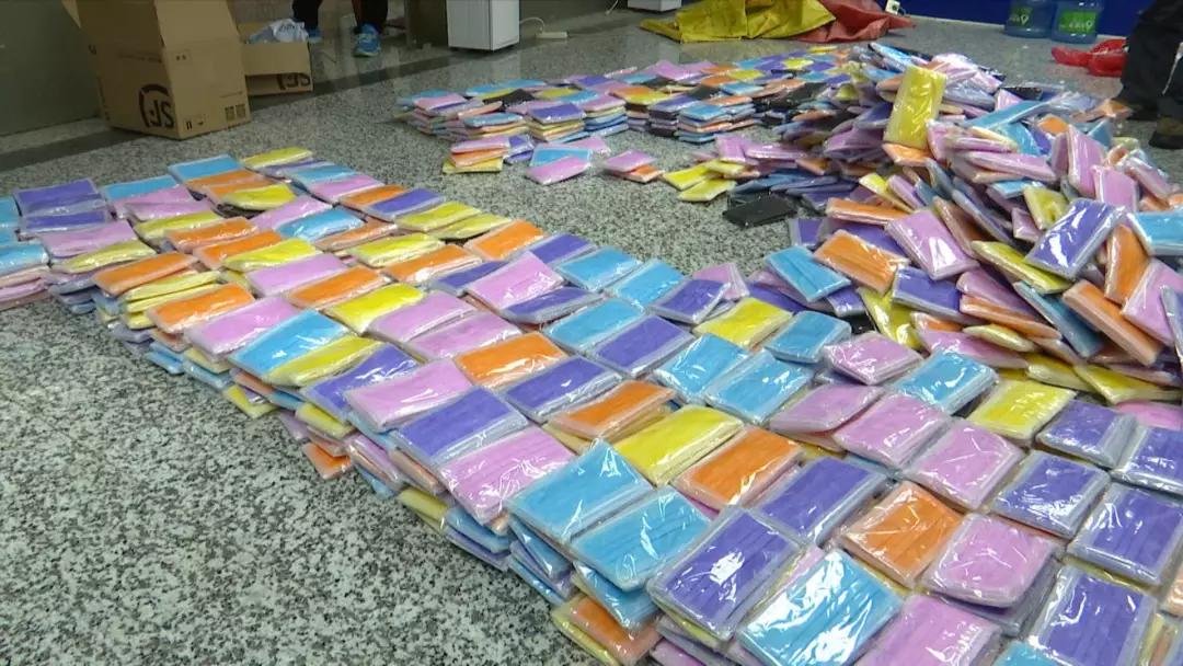 全国查获的假口罩有哪些,警察查获假口罩