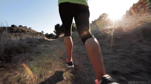 高弹超轻的黑科技跑鞋，高端脚踝保护装置，给脚按上一个“护盾”