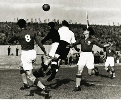 一百年前中国亚洲足球,100年前的中国男足有多厉害