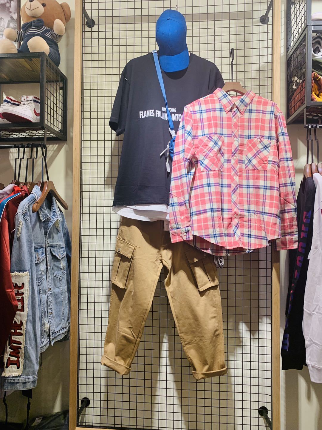 国际庄想逆袭的男子看！原来逆袭可以如此轻松“！”