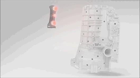 木雕是一门需要技术的艺术，值得尊重