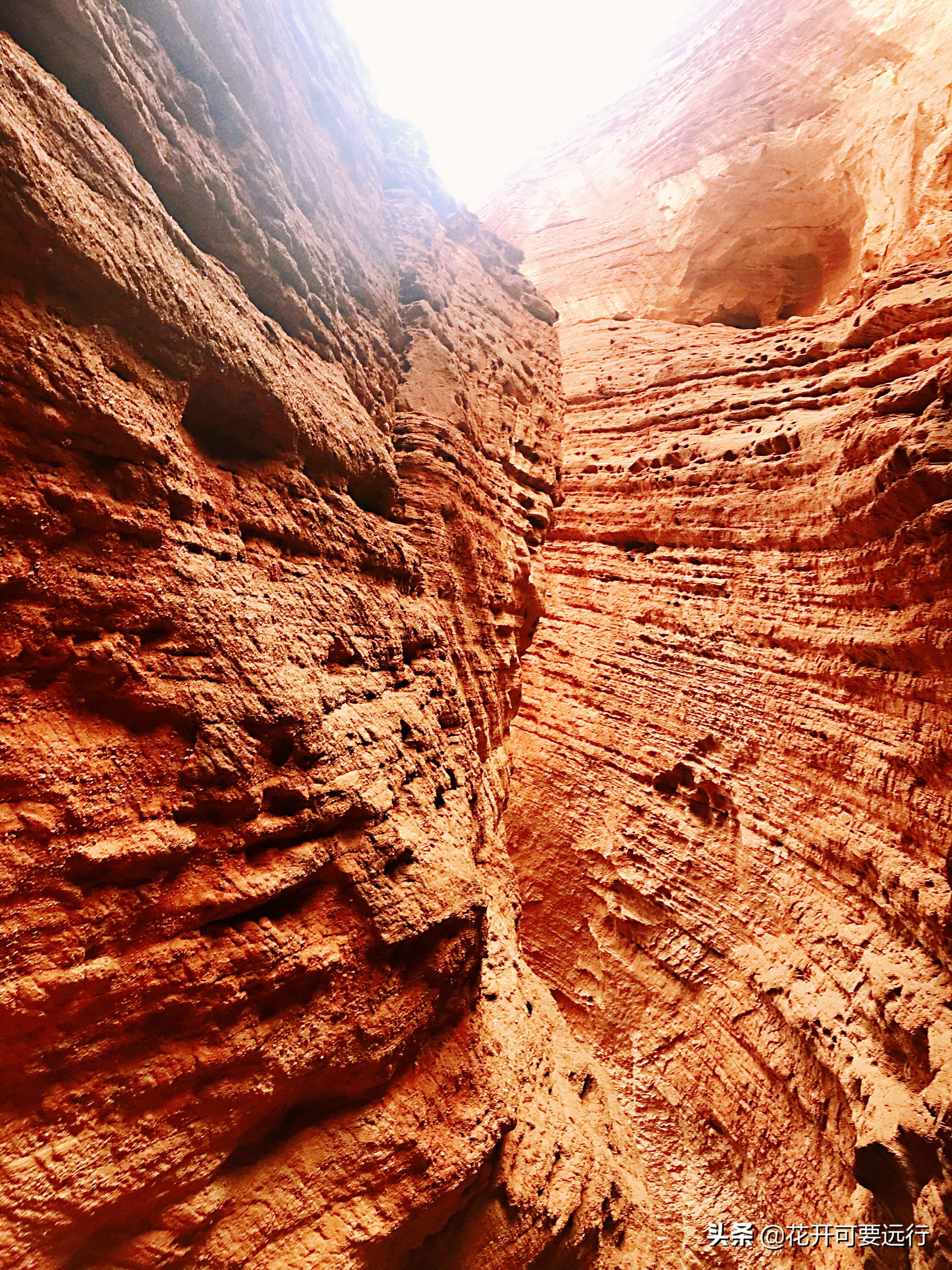 天山库车大峡谷风景,新疆库车神秘大峡谷视频