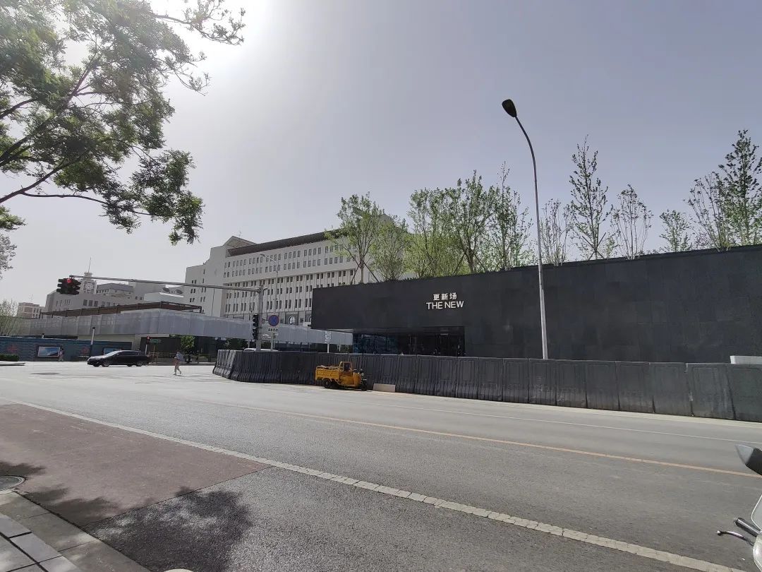 西单文化广场近期视频,西单文化广场改造