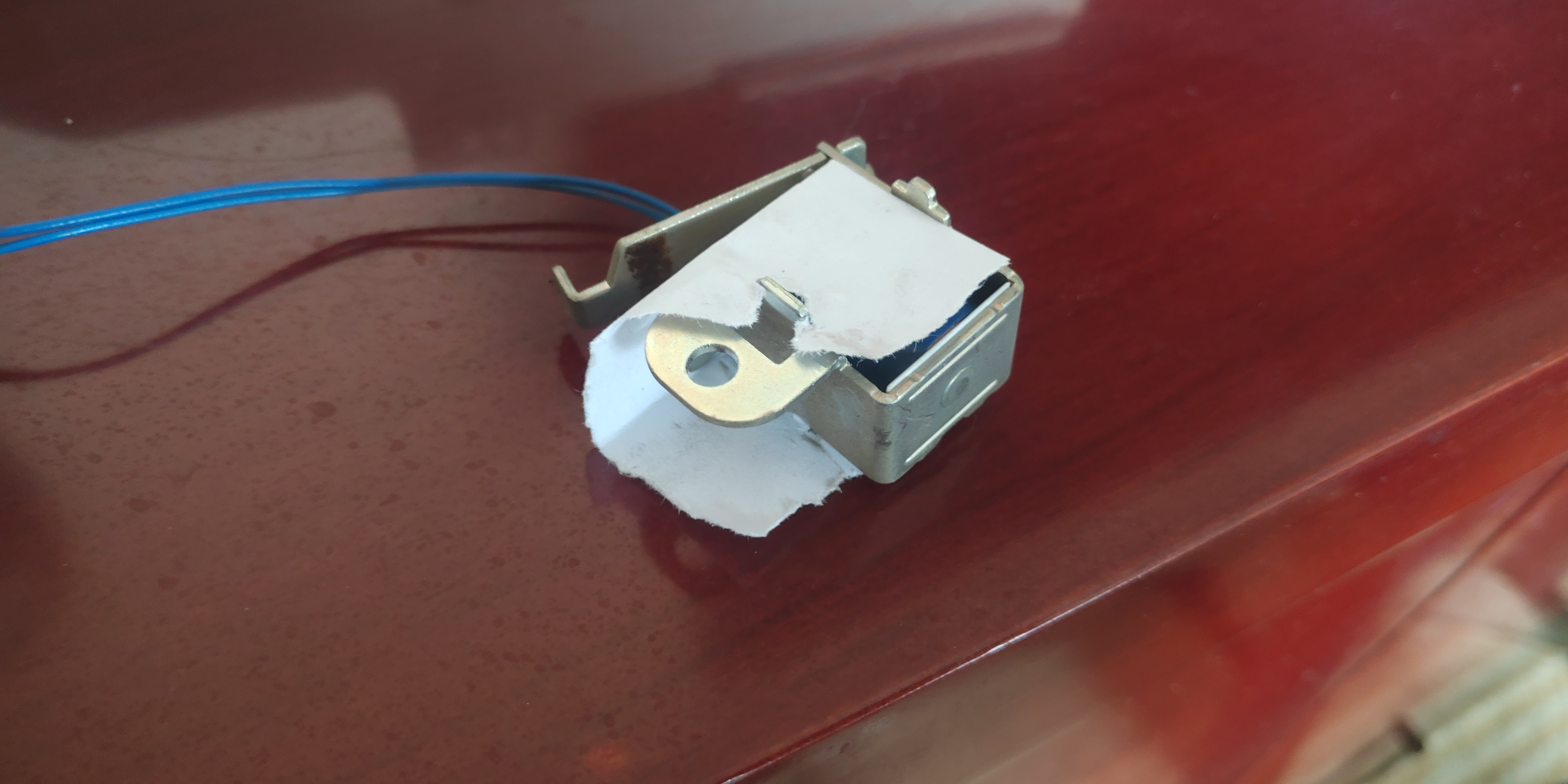 打印机卡纸有碎纸怎么解决,老式打印机卡纸死机怎么处理