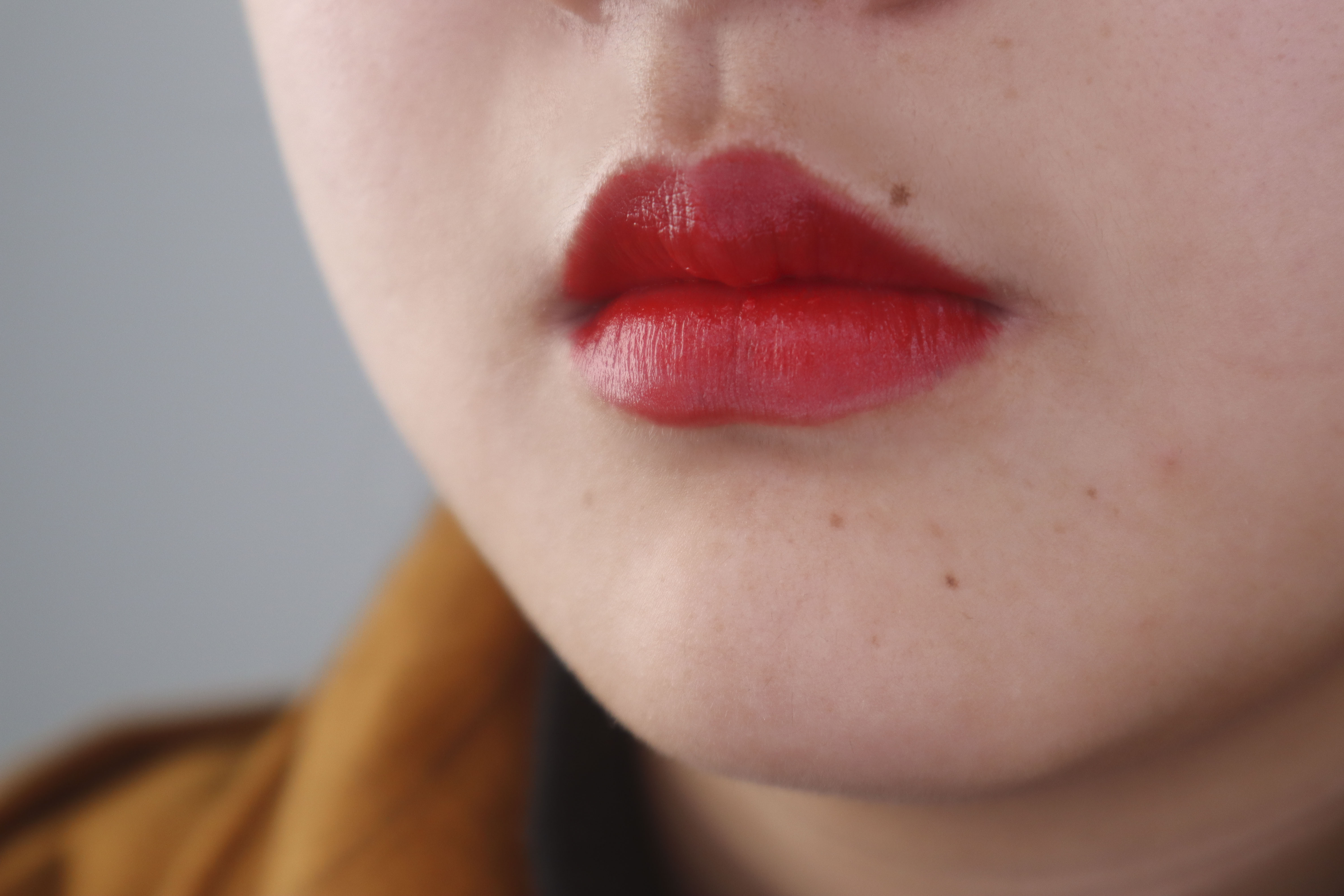 明星涂这个色号也要丑哭？7大口红色系实测，黄黑皮真的不能碰！