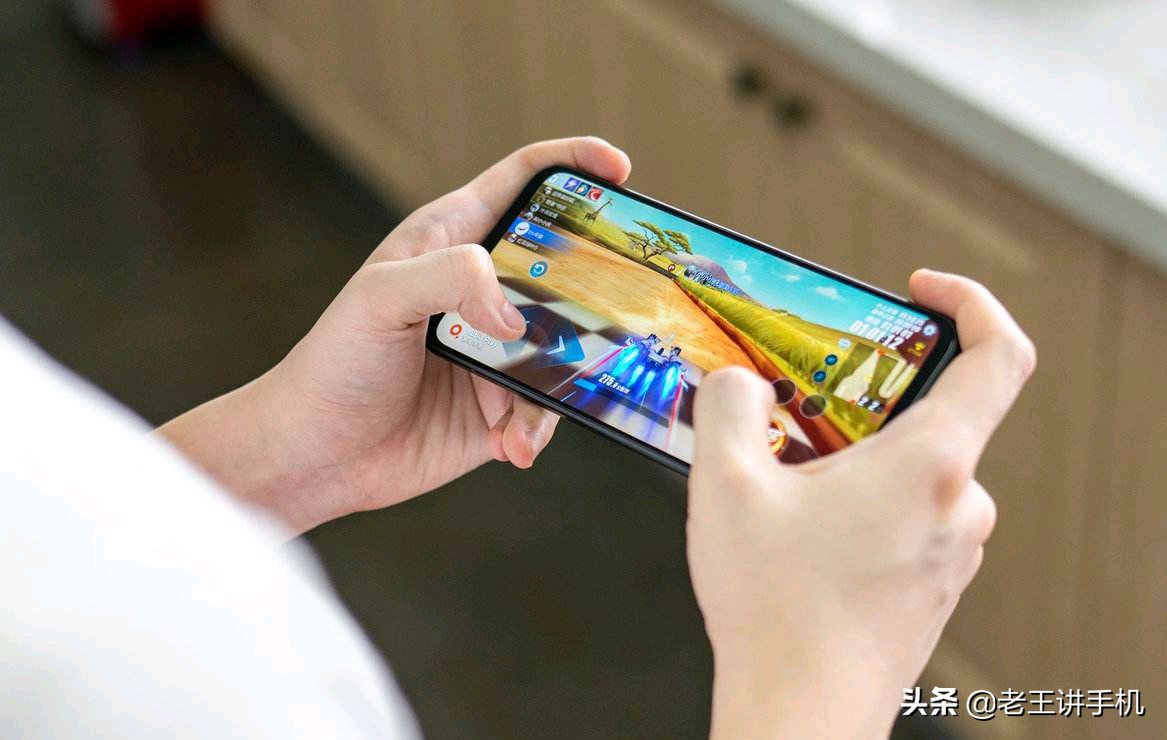 iphone8还能满足日常使用吗,用了一年的iphone8p卖什么价位