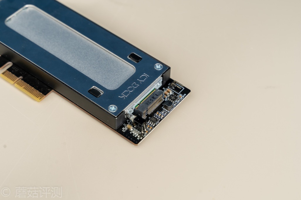 方便插拔，探索更多使用可能、ICYDock硬盘抽取盒PCI转M2评测