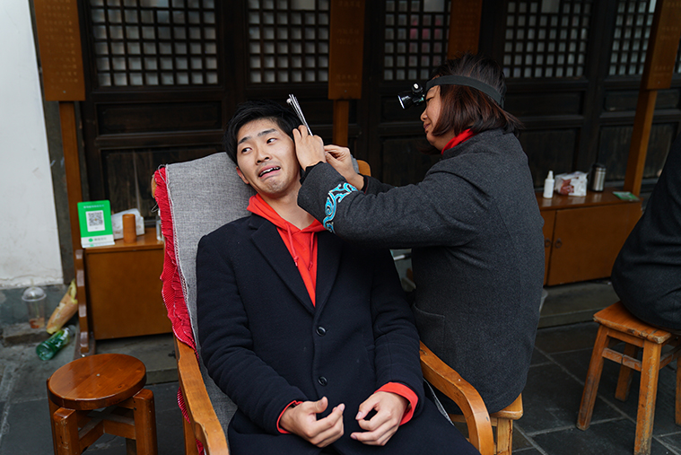 让日本女生震惊的事,是什么让小孩子尖叫