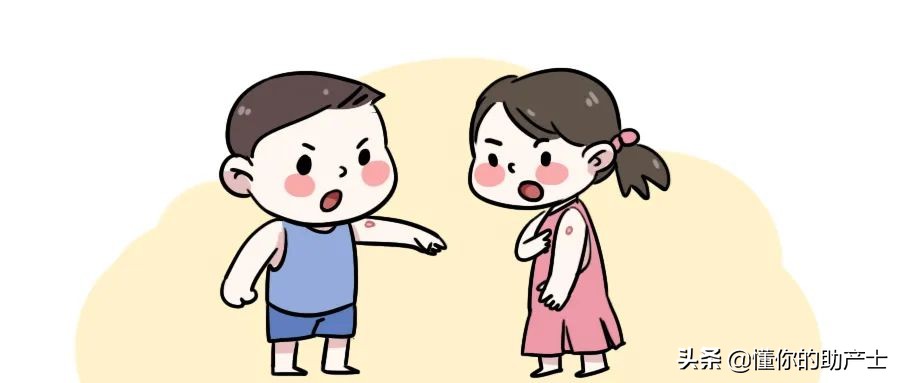 宝宝手臂无缘无故出现脓包,一个月的宝宝手臂预防针处有脓包