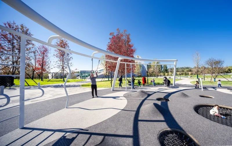 绗涗笢鑷诲搧浜戞箹鍗侀噷,绗涗笢鑷诲搧