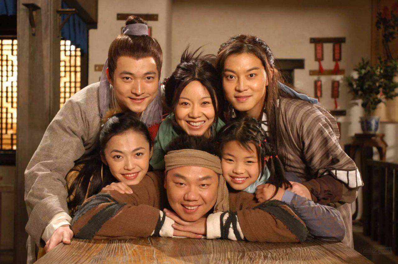 鹿晗大制作“扑街”，《锦衣之下》穷却收视口碑双收，何为原因？