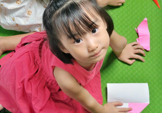 折纸世界上最好玩的折纸玩具,好玩的折纸能让孩子玩一整天