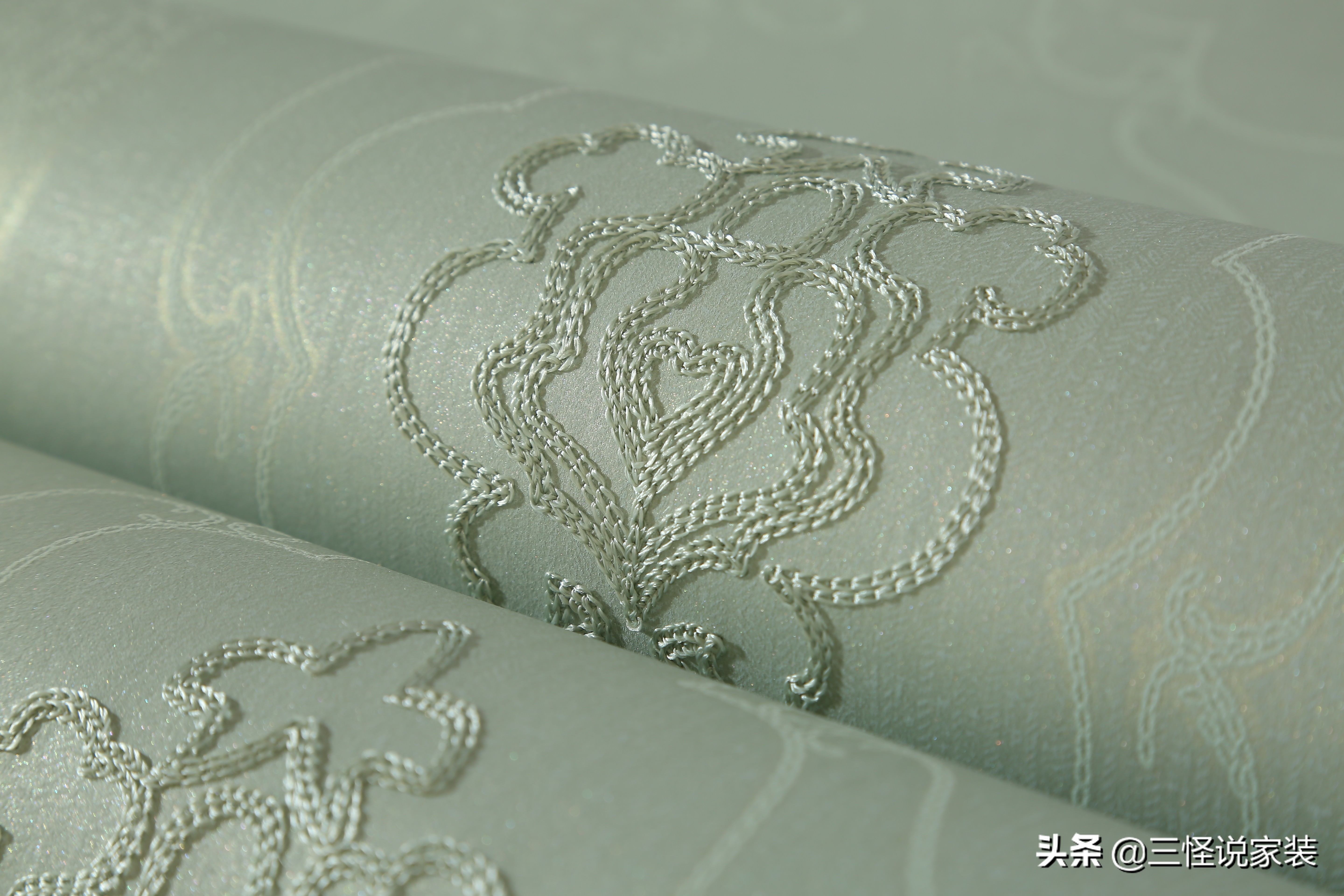 为什么装修房间墙面都不贴瓷砖,装修墙面用墙布还是用墙纸