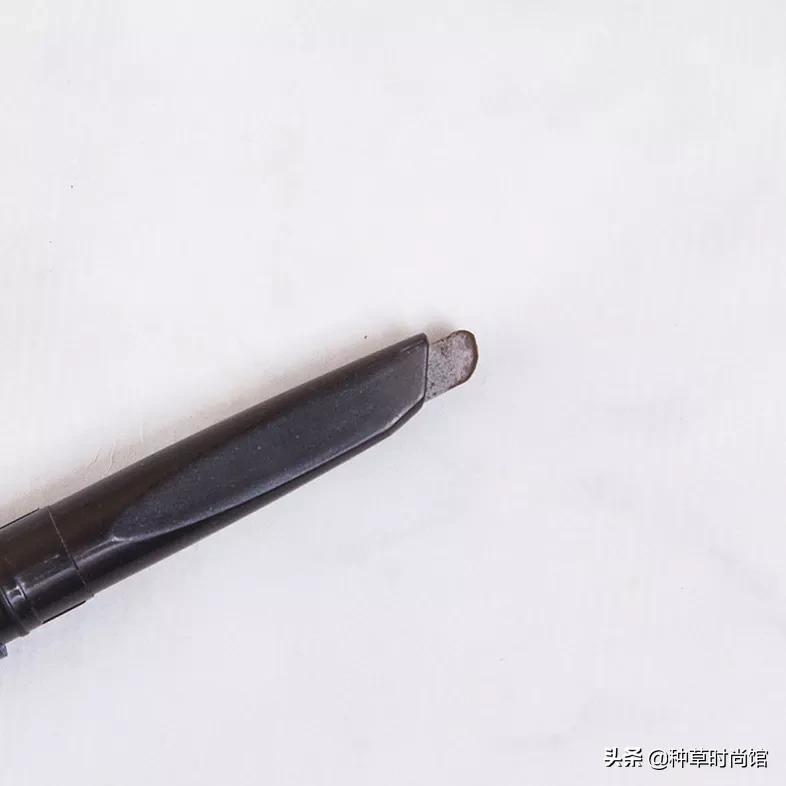 网红爆款防水眉笔好用吗,8支网红眉笔测评好用到爆的才9块9