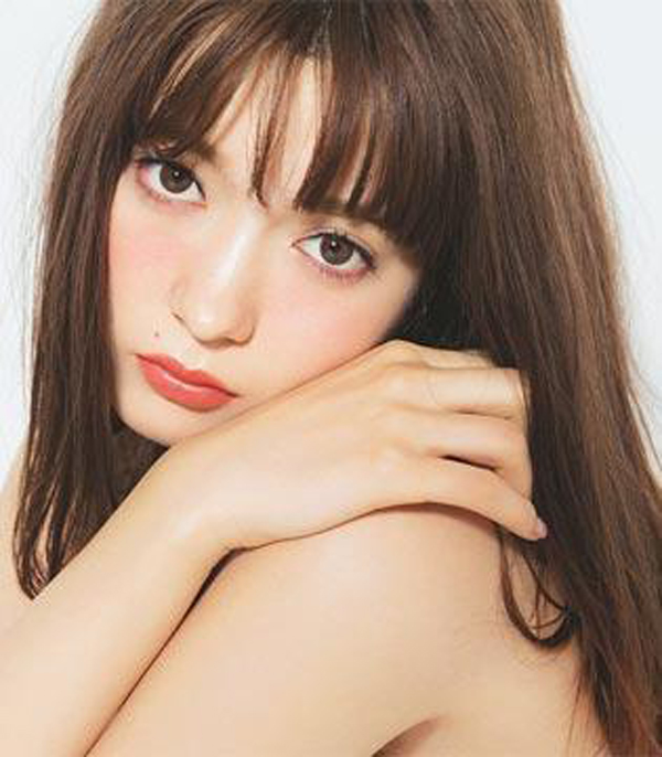 40岁减龄法式妆容,40岁复古妆容