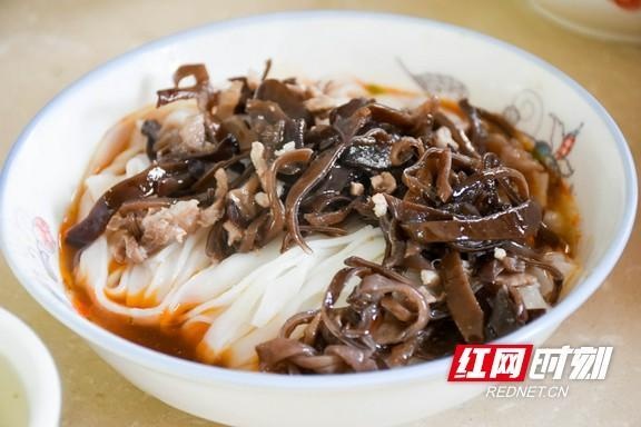 益阳特别辣的特色菜,益阳好吃辣的东西