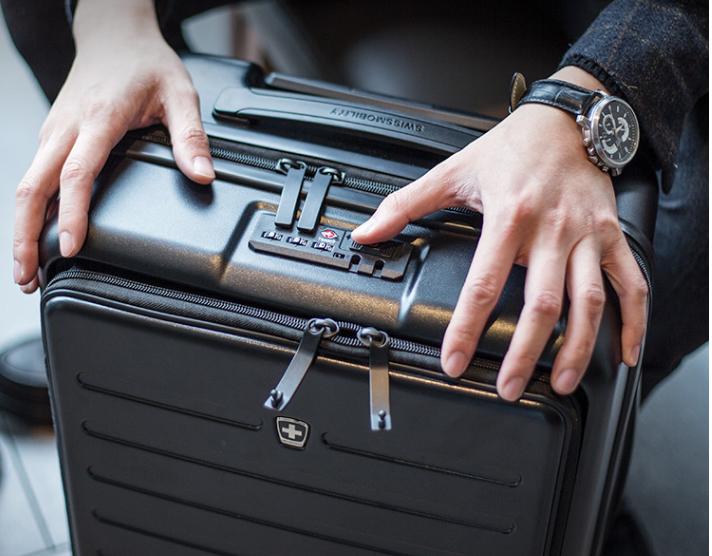 双密码密码锁,tsa密码箱隔层