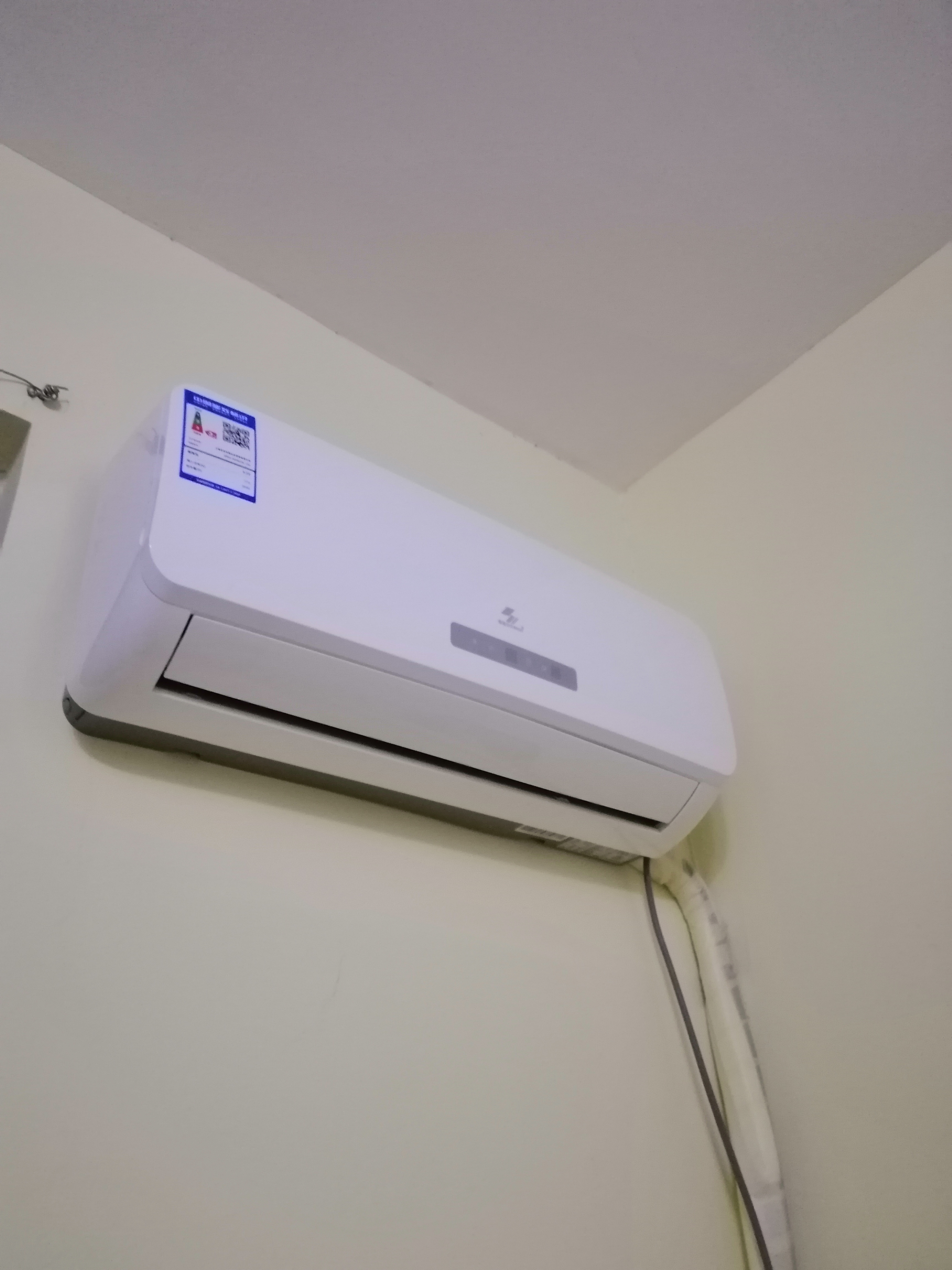 家里空调水怎么解决,家里空调滴水发霉找谁