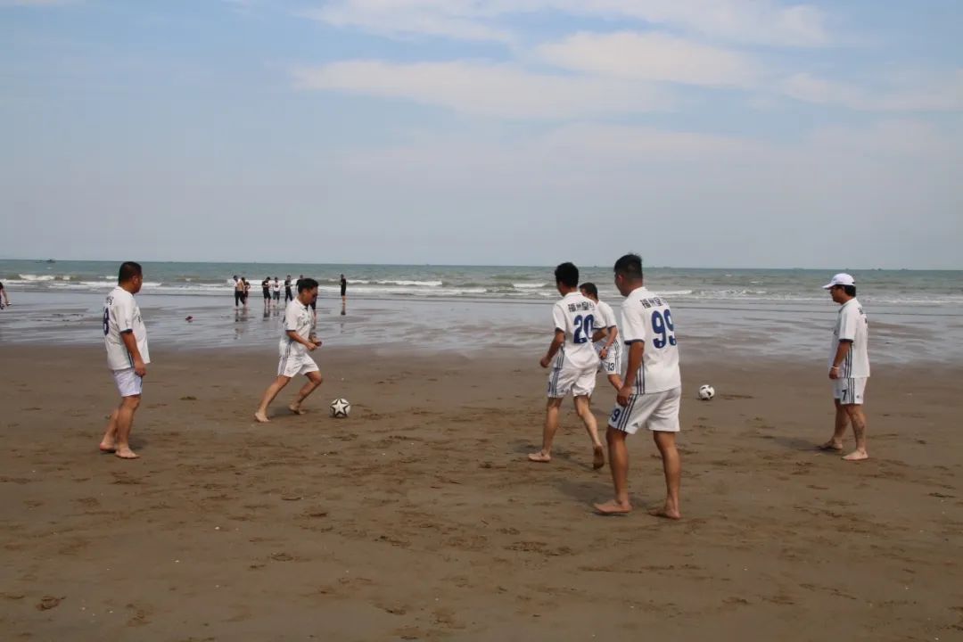 没有世界杯的夏天,没有欧洲杯的夜晚