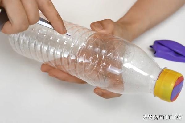 用瓶子做小打气筒,如何用瓶子做气球打气筒