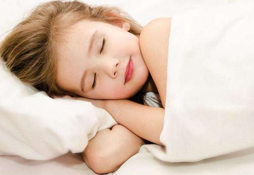 女儿月经来了妈妈怎么说,女儿来初潮时妈妈告诉她的三句话