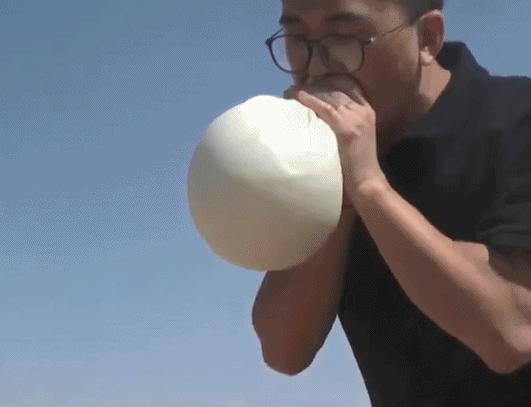 面团还能吹气球？高筋麦“拍了拍”你→