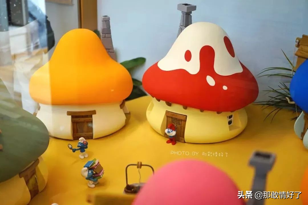 在蓝精灵的故乡邂逅天价纹身*国猪中**，只因我国没有动物保护约束