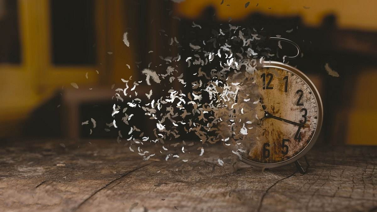 睡前少量饮酒有助于睡眠吗,睡前饮酒的好处