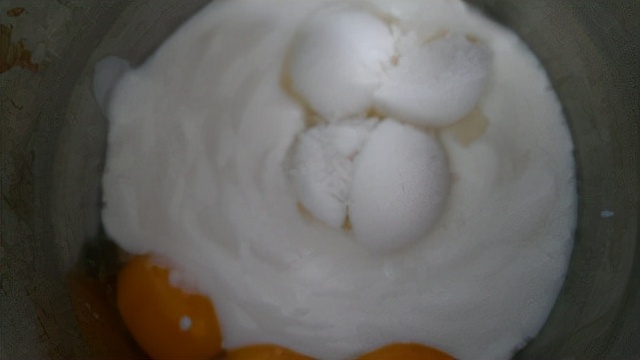 酸奶冰激凌的做法商用,酸奶冰激凌的做法