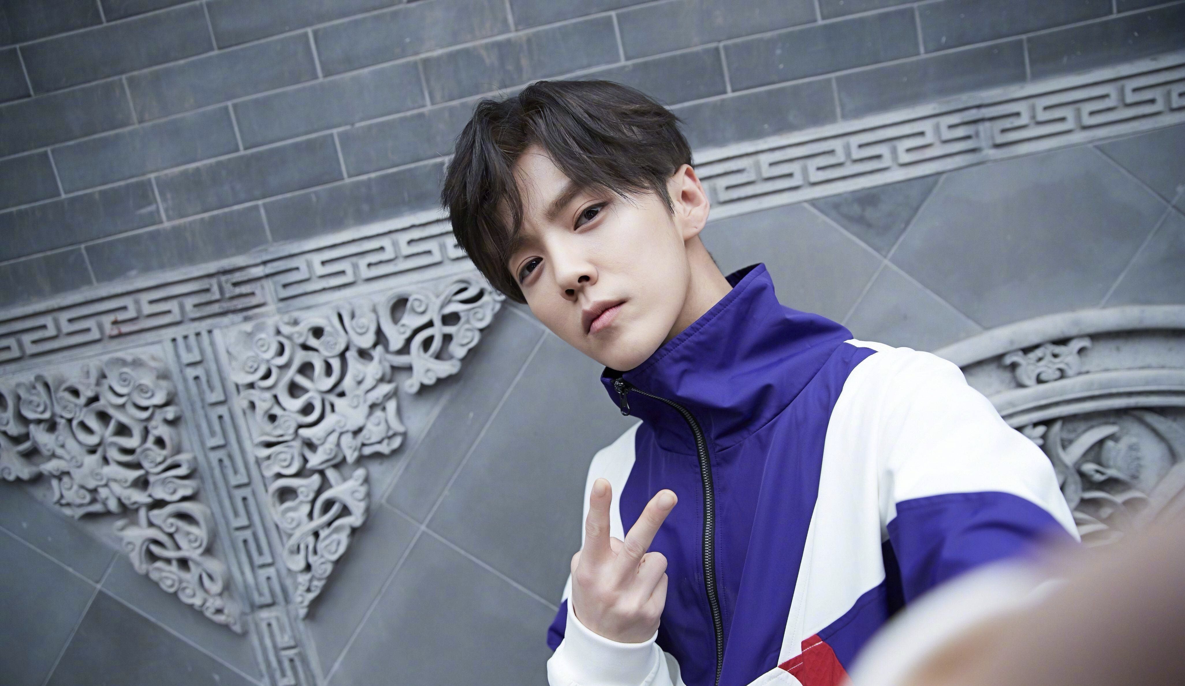 鹿晗生日证明圈内好人缘？吴亦凡发新歌蔡徐坤却躺枪？