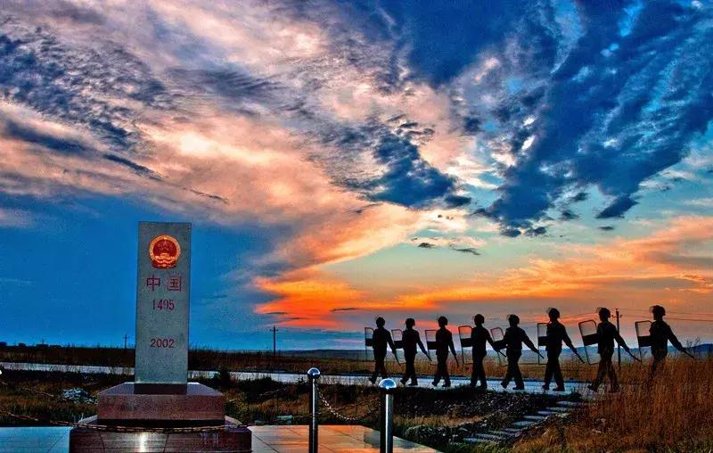 不穿军装的边防军人,军装公安边防