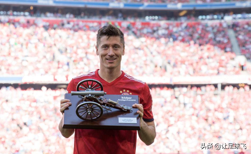 莱万纪录,德甲莱万多夫实际的5球纪录