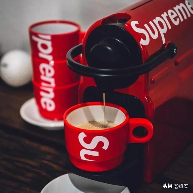 supreme新款,席卷全球的潮牌之王supreme