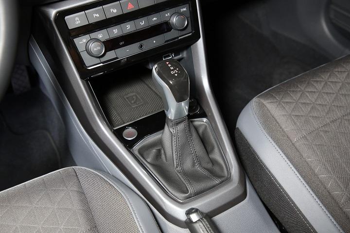 不畏惧飞度，当Polo变身成为SUV，实拍大众T-Cross