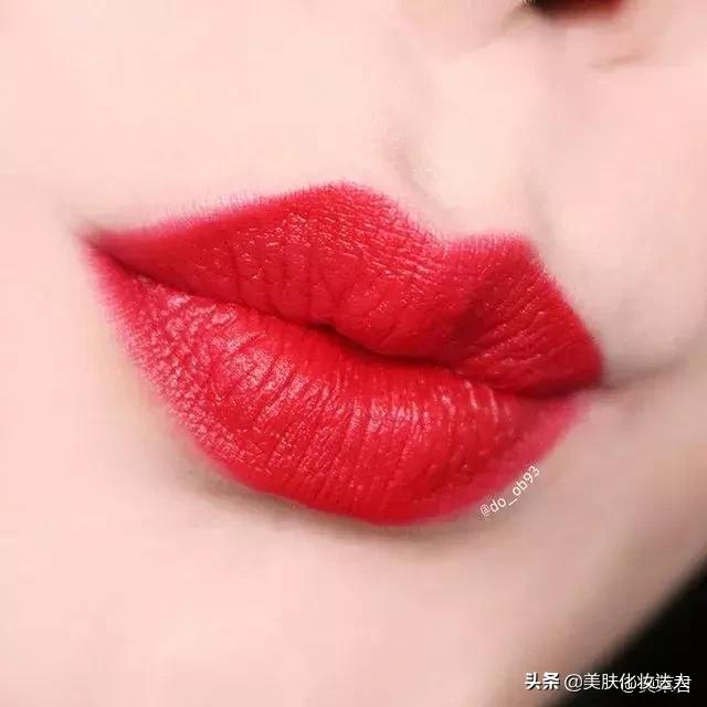 阿玛尼和完美日记的口红区别,阿玛尼新款唇釉真假对比