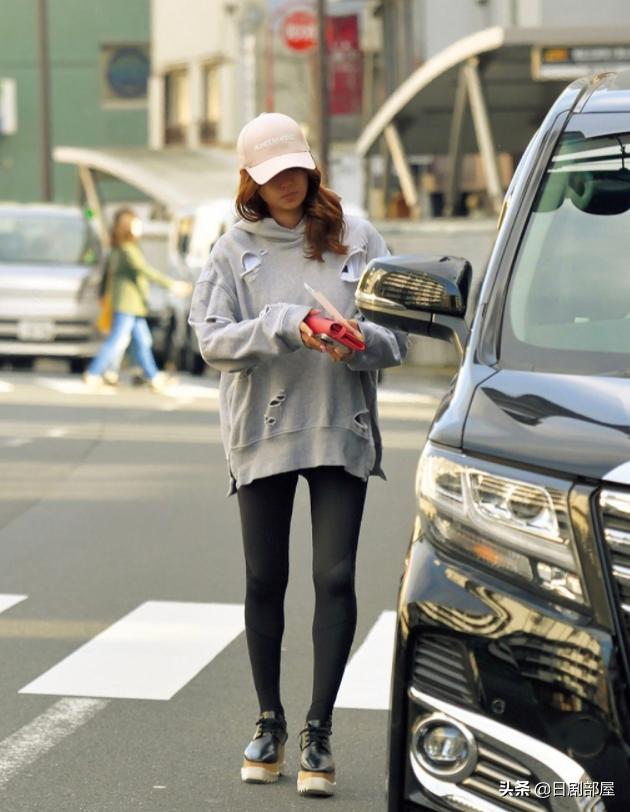 日本女性艺人照片大全新垣结衣,日本女星新垣结衣颜值下降