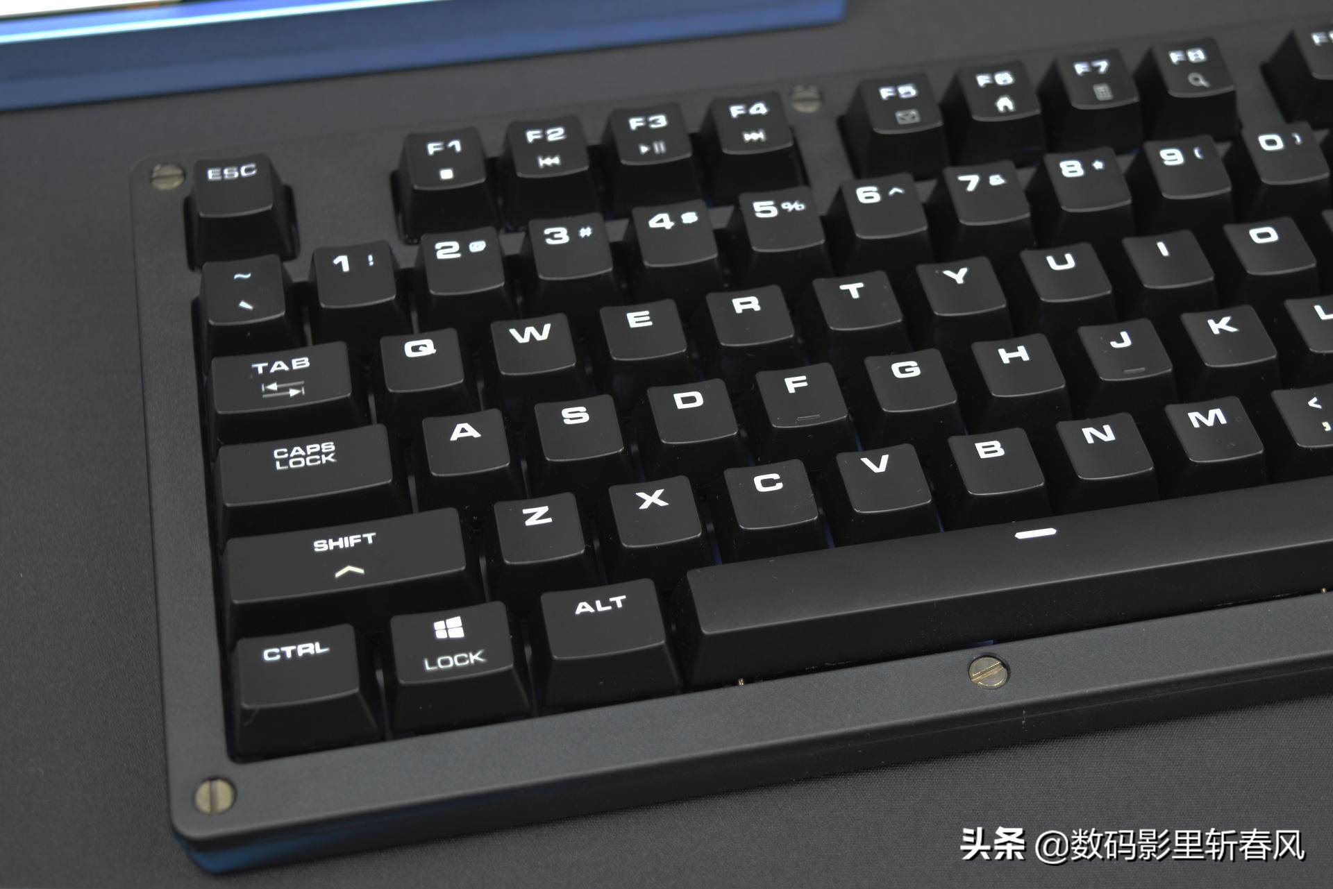 purltkl键盘樱桃青轴,磁吸防尘网推荐