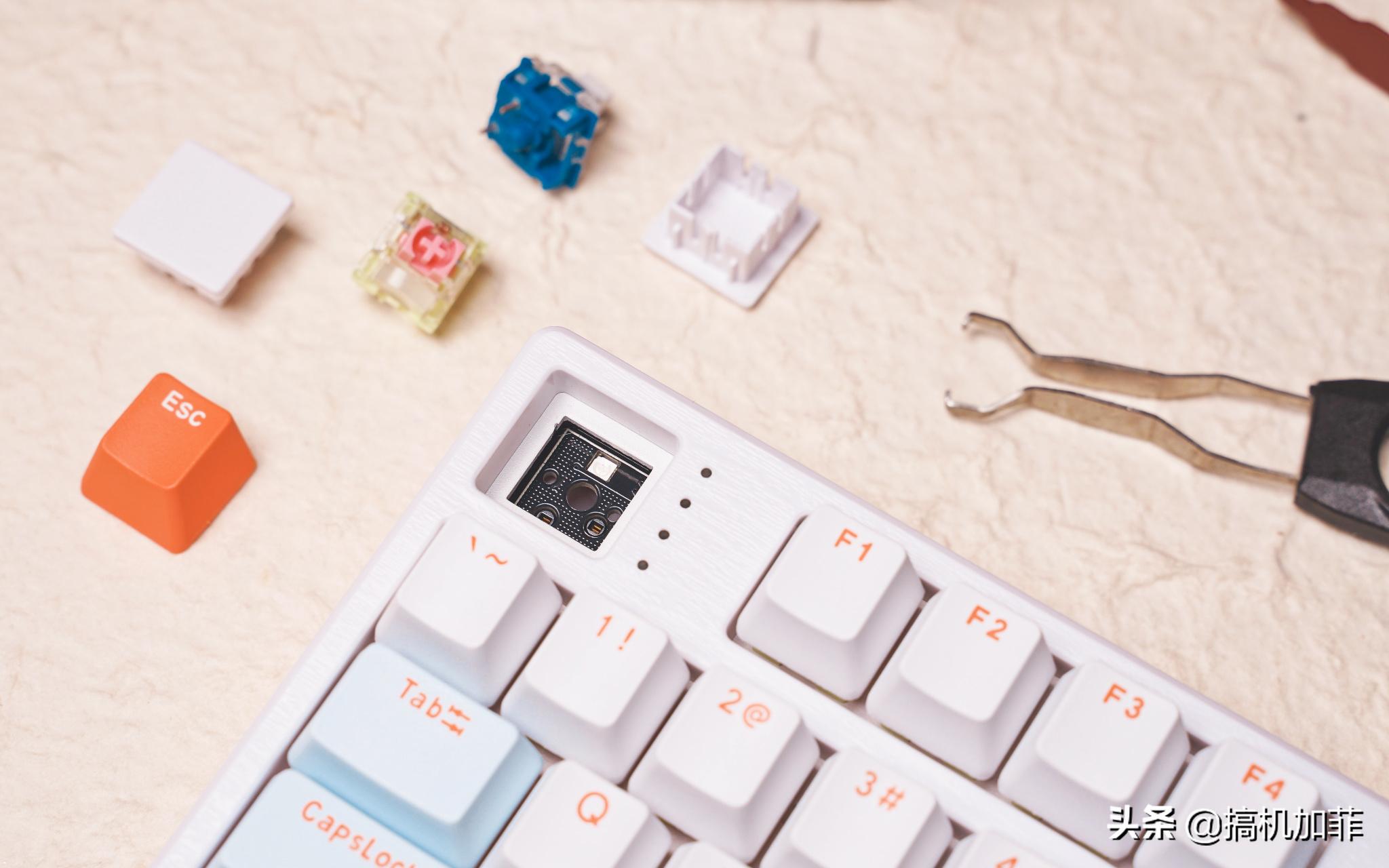 平淡的美，HELLOGANSSHS98T无线三模键盘上手