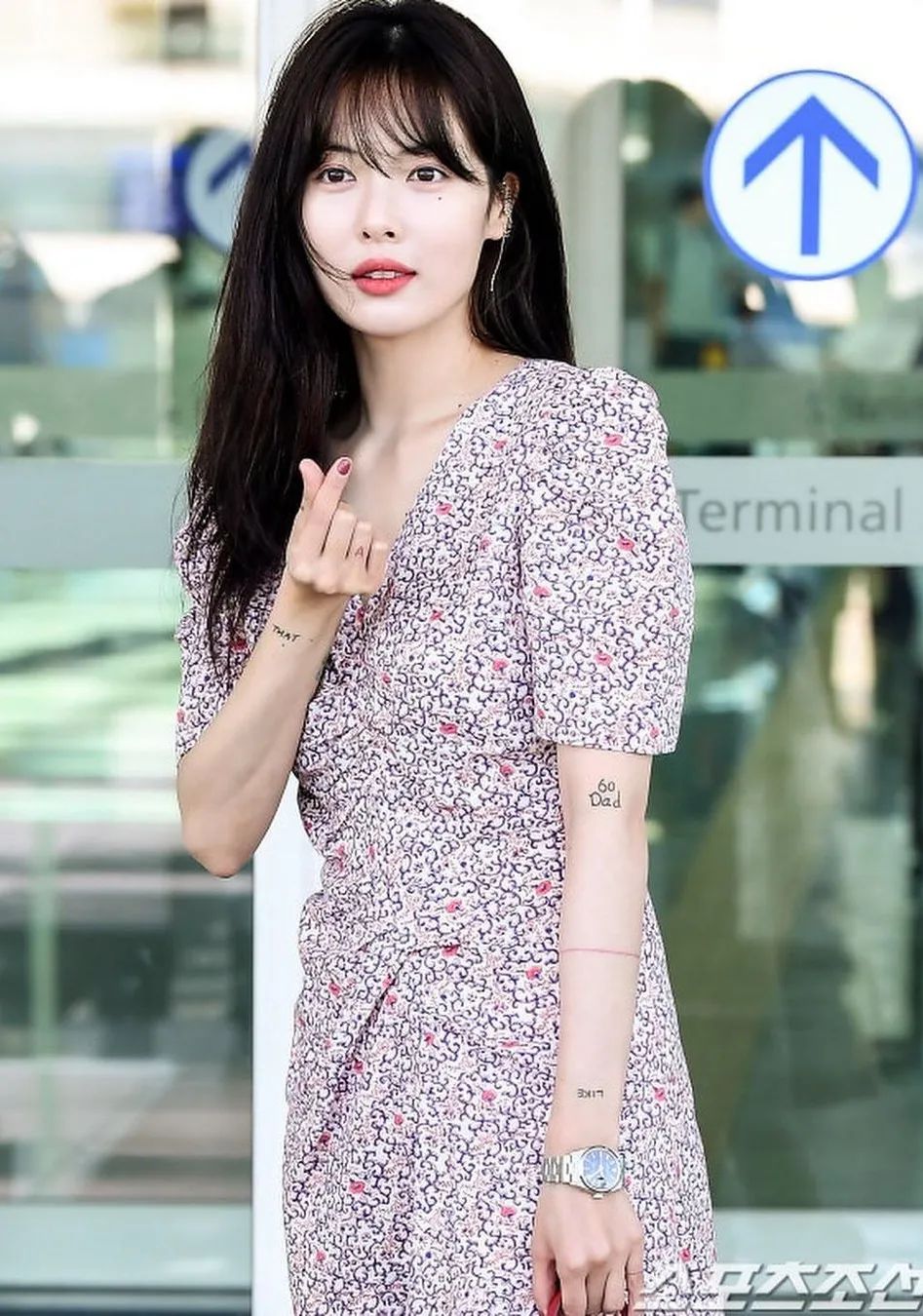 求jennie同款衣服,jennie无帽卫衣