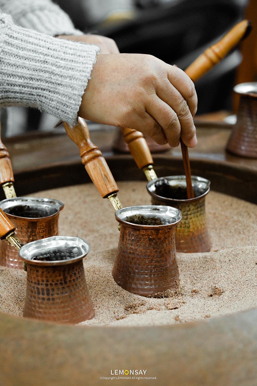 土耳其的占卜咖啡店在哪,用土耳其咖啡占卜