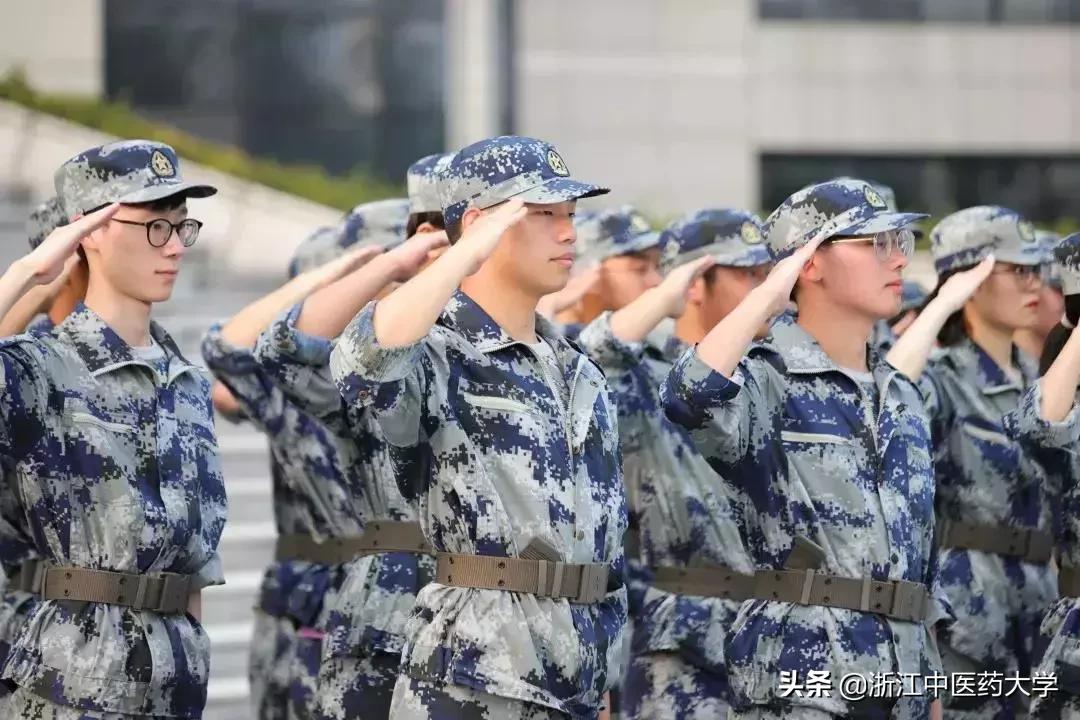 军歌嘹亮军训,军号嘹亮军训