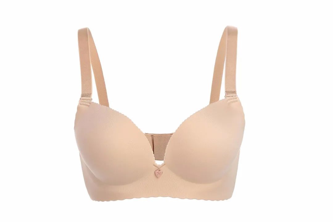 假体隆胸后喂奶的经历,假体隆胸了可以喂奶吗