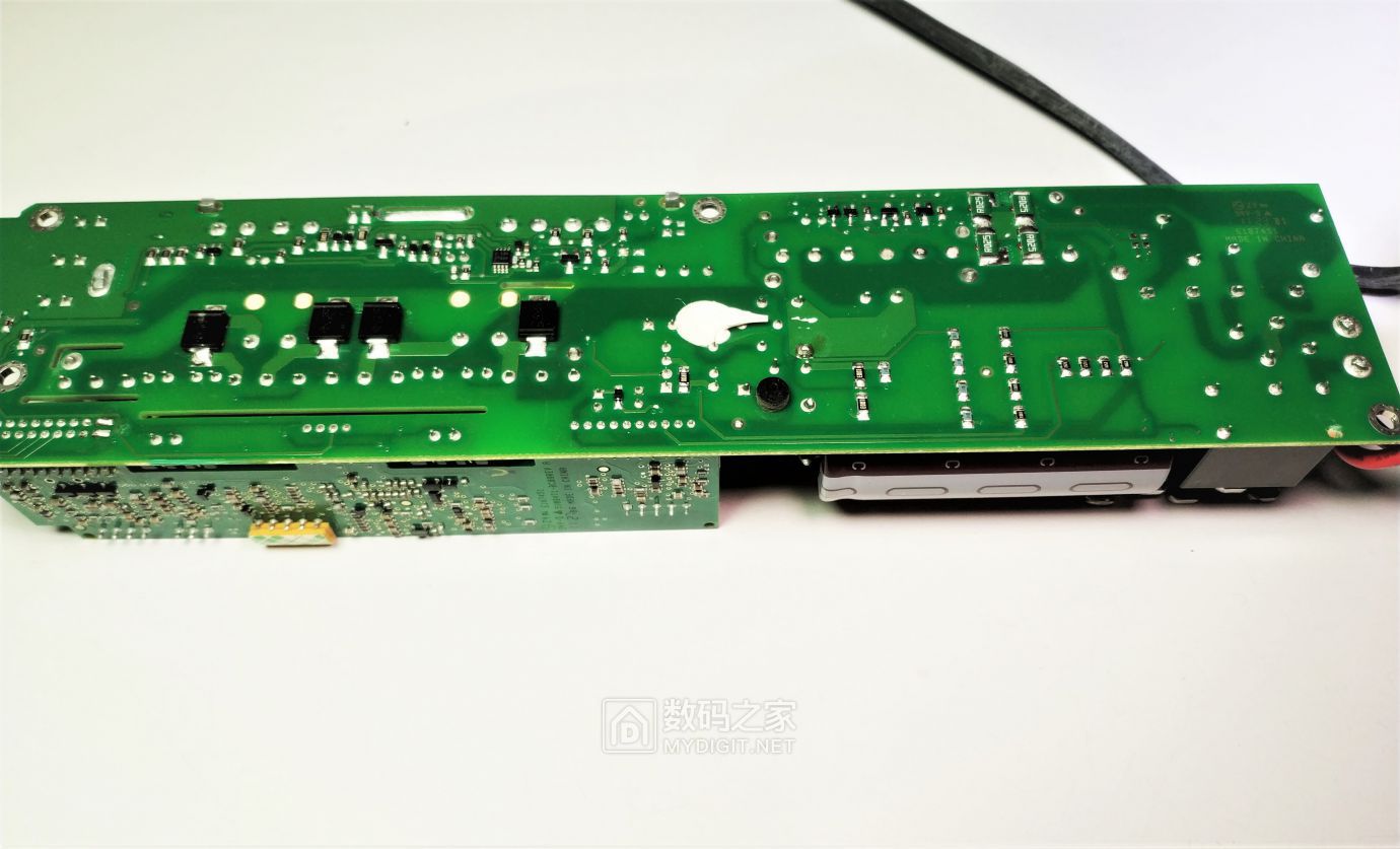 IBM服务器电源，艾默生7001578-j000675瓦电源拆机及原理图解