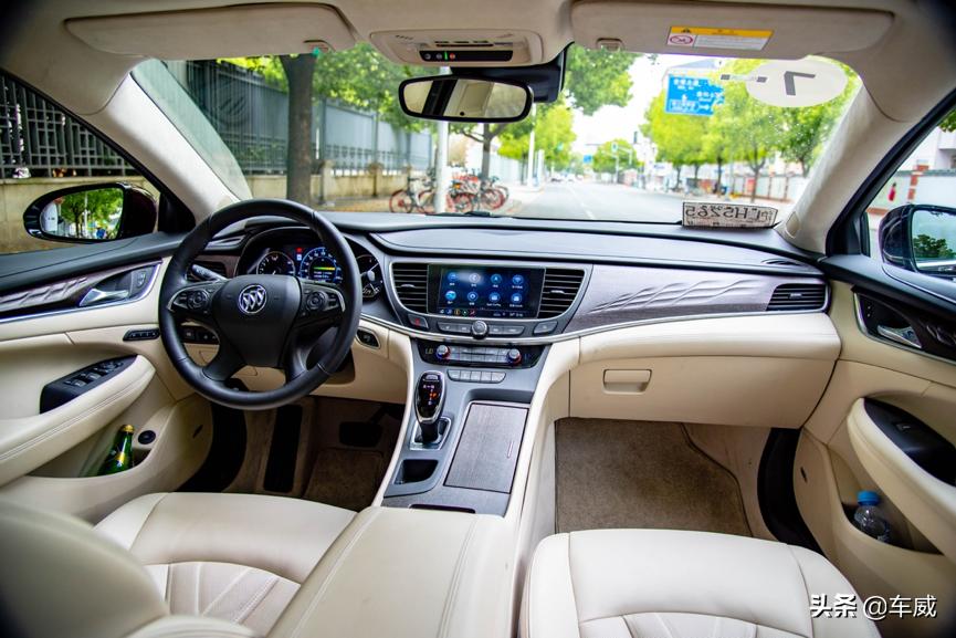 别克新君越的行驶质感怎么样,别克君越尊贵版空间