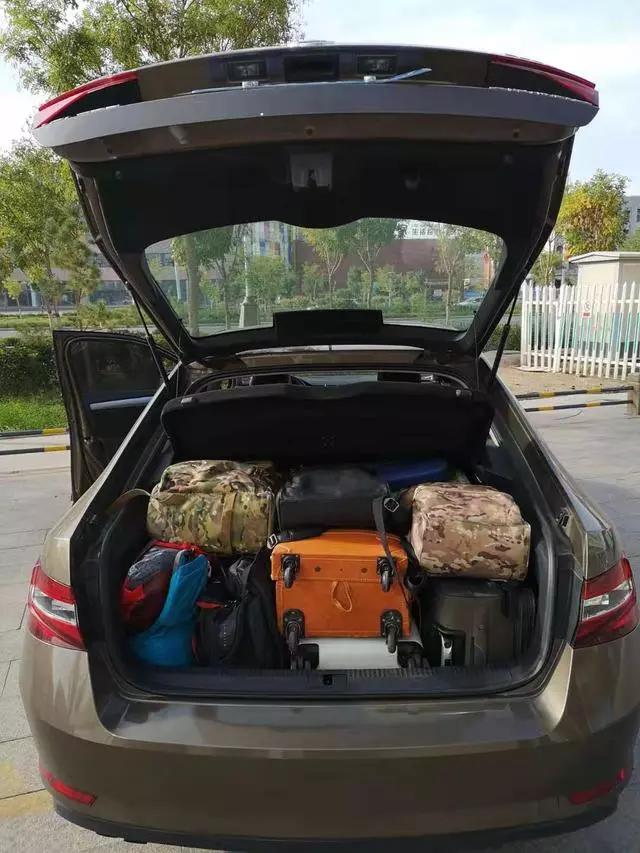 租车去自驾游靠谱吗,租车去外地靠谱吗