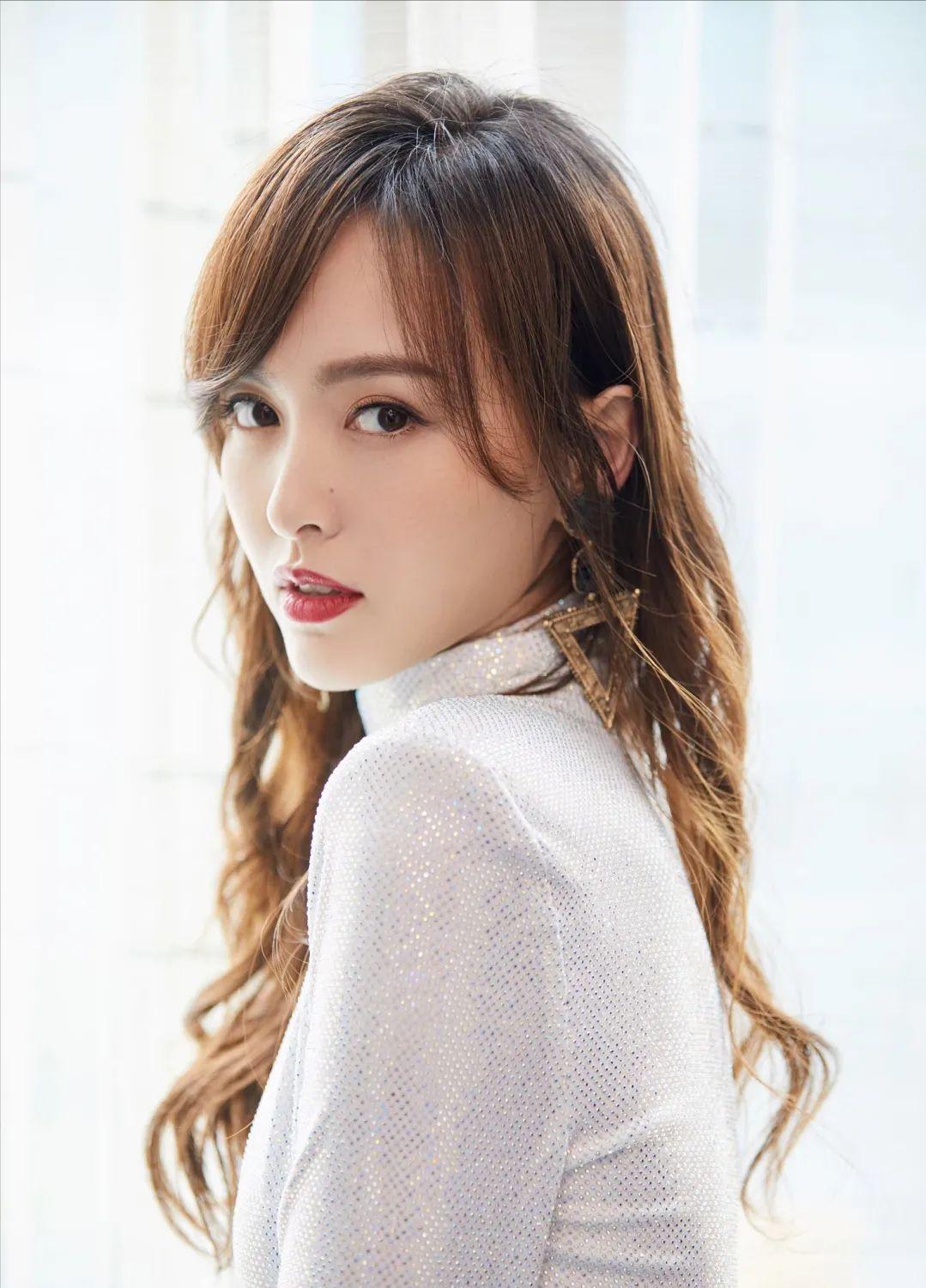 与辱华品牌第一个解约的男艺人,第1个和辱华品牌解约的艺人