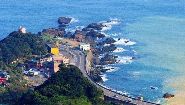 为什么天天化妆反而皮肤好 (台湾女人为什么化妆)