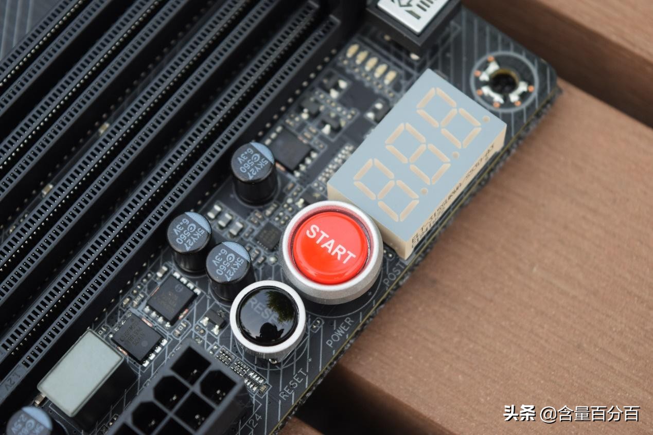 吃用生活品必买，但核心还是CPU、校色仪和主板