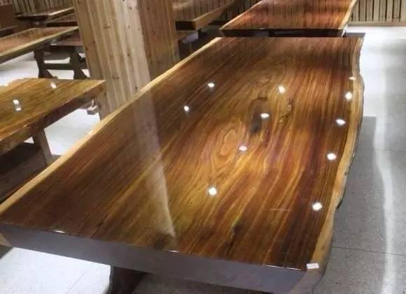 橡木与胡桃木家具的优缺点,橡木家具的优缺点及价格表